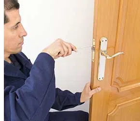 Affordable Locksmith Services Hazelwood, MO 314-372-0222 - locksmiths-service-01